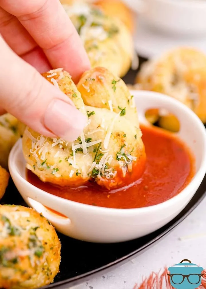 Easy Garlic Knots Freshly baked easy garlic knots coated in herbs and garlic butter